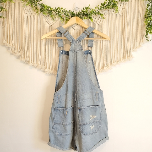 H&M Blue Distressed Relaxed Overall Shortalls sz 2 - Picture 4 of 6